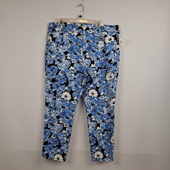 SOLD OUT.  - Picture 1 of 11